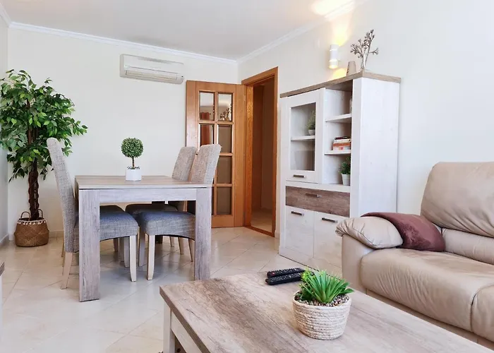 Apartment Sitio Do Raposo - - Wifi, Ac, & Center 200m